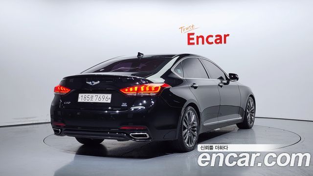 Genesis G80 2017 thumb 3