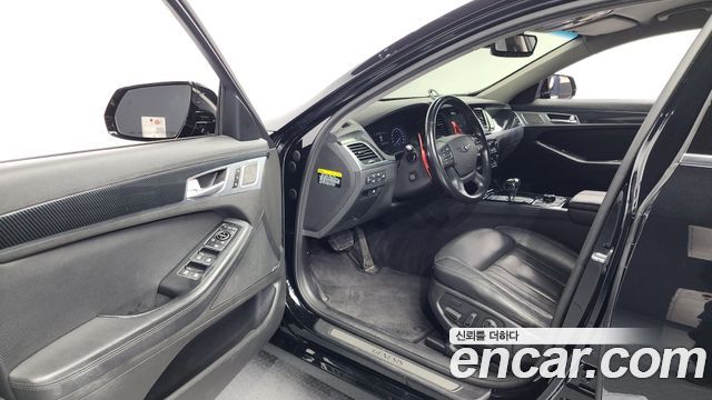 Genesis G80 2017 thumb 10