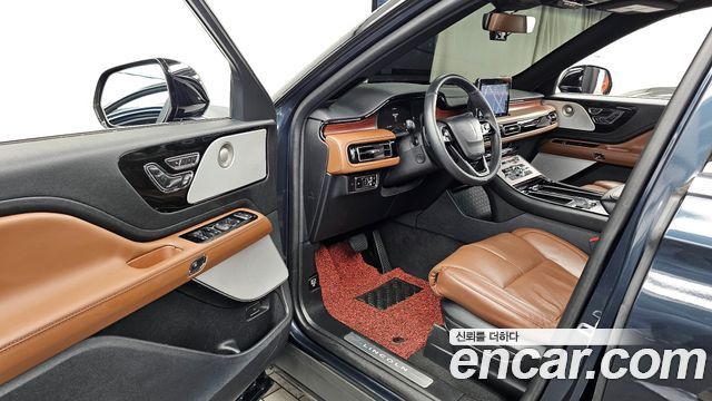 Lincoln Aviator 2023 thumb 11
