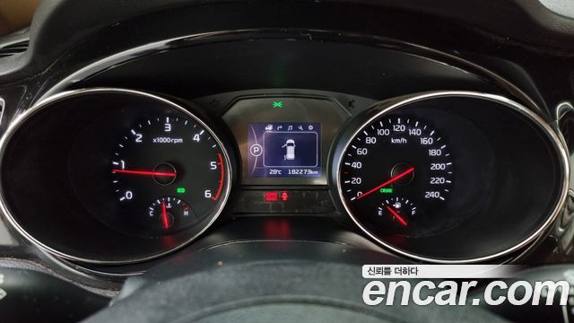 Kia Carnival 2017 thumb 8
