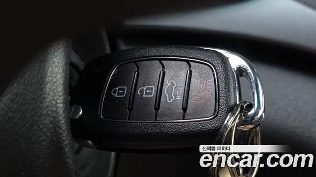 Hyundai Avante 2015 thumb 11
