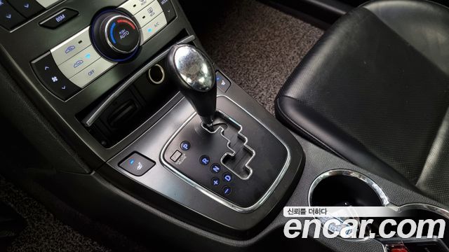Hyundai Genesis 2009 thumb 9