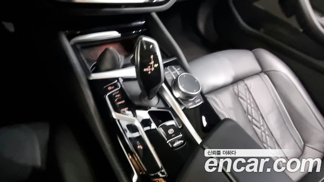 BMW 5 серии 2020 thumb 9