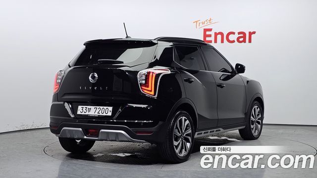SsangYong Tivoli 2019 thumb 3