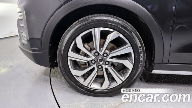 SsangYong Tivoli 2019 thumb 6