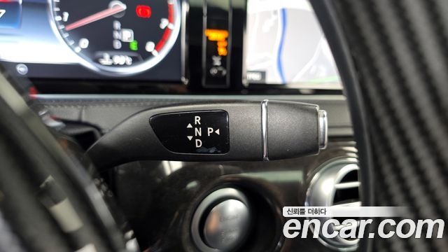 Mercedes-Benz S-Class 2017 thumb 9