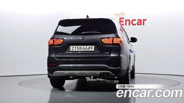 Kia Sorento 2018 thumb 5