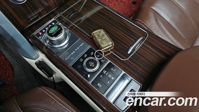 Land Rover Range Rover 2015 thumb 9