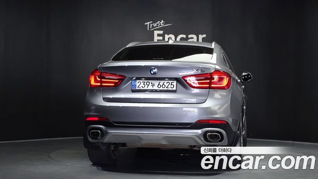 BMW X6 2018 thumb 4