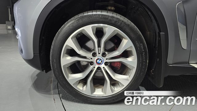 BMW X6 2018 thumb 5