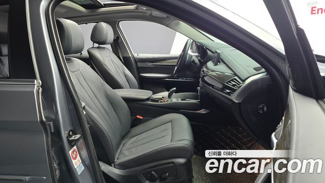 BMW X6 2018 thumb 10