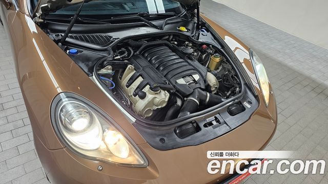 Porsche Panamera 2010 thumb 7
