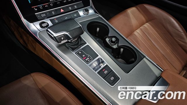 Audi A6 2021 thumb 9