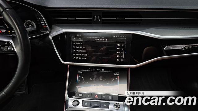 Audi A6 2021 thumb 12