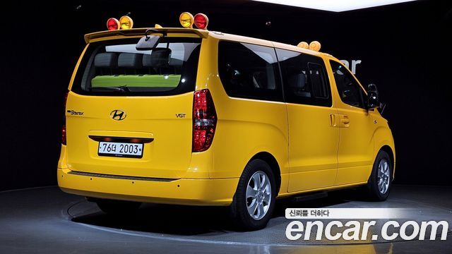 Hyundai Starex 2019 thumb 3