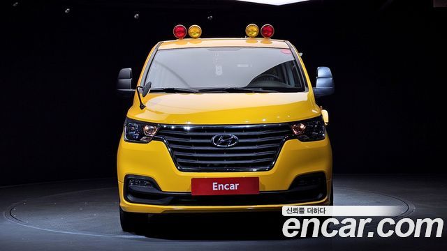 Hyundai Starex 2019 thumb 4