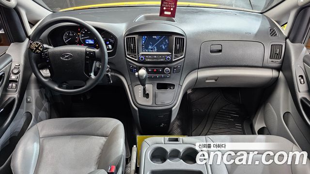 Hyundai Starex 2019 thumb 8