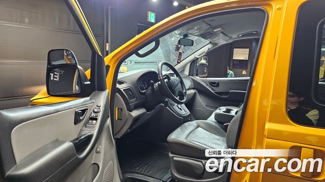 Hyundai Starex 2019 thumb 12