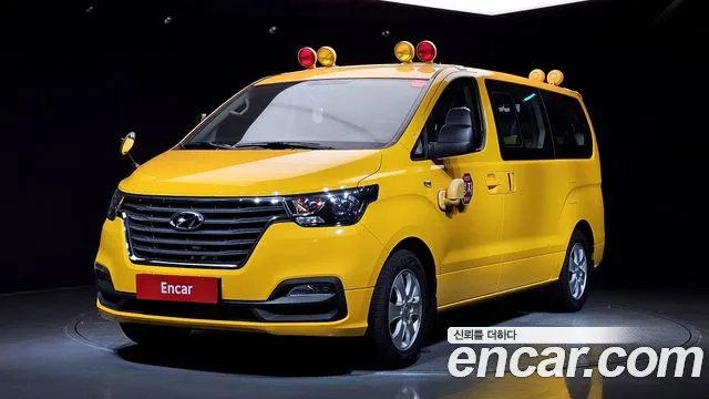 Hyundai Starex 2019 thumb 11
