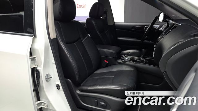 Nissan Pathfinder 2014 thumb 10