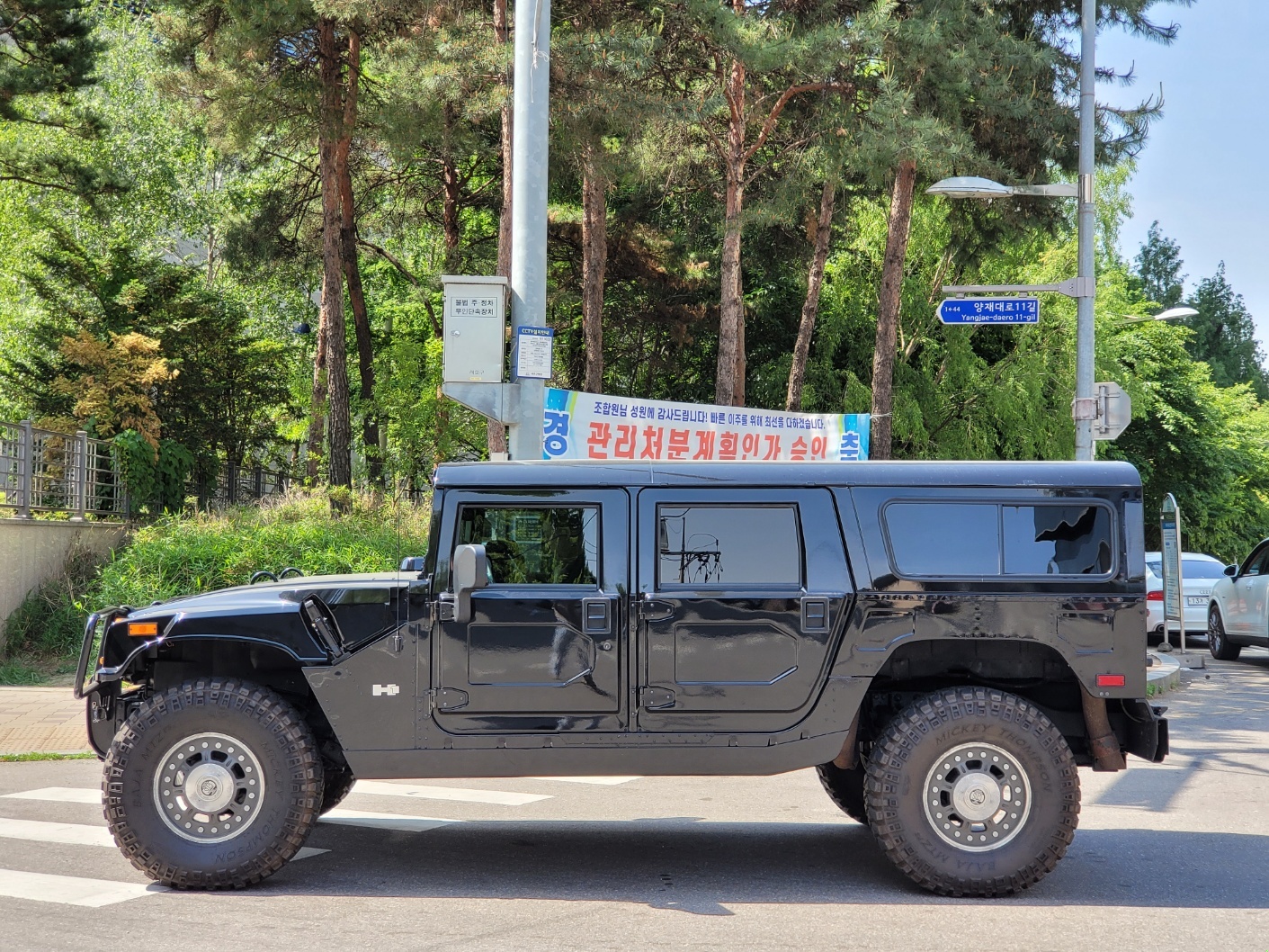 Hummer H1 2006 thumb 4