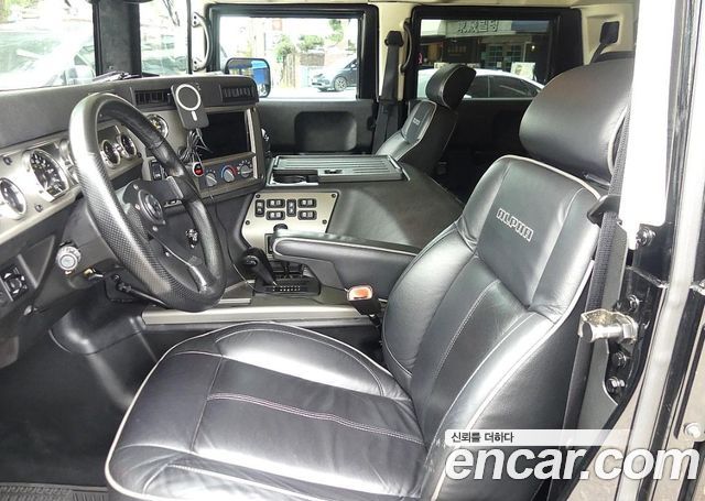 Hummer H1 2006 thumb 10