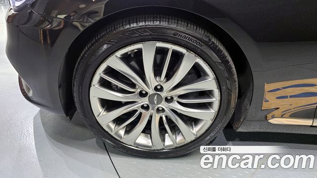 Genesis G80 2019 thumb 6