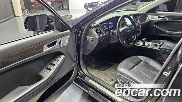 Genesis G80 2019 thumb 10