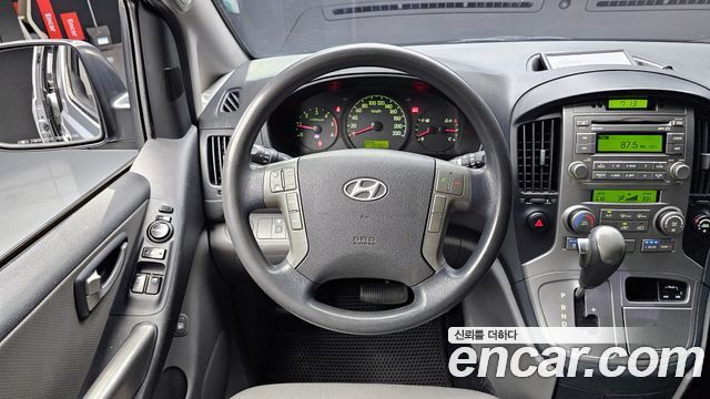 Hyundai Starex 2013 thumb 12