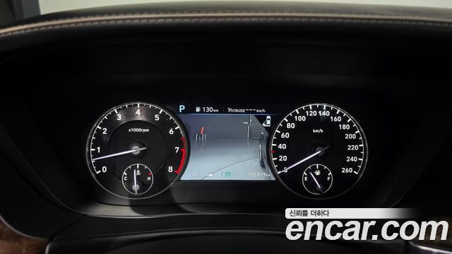 Genesis G90 2019 thumb 9