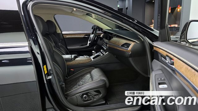 Genesis G90 2019 thumb 10