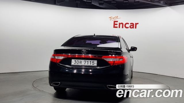 Hyundai Grandeur 2014 thumb 4