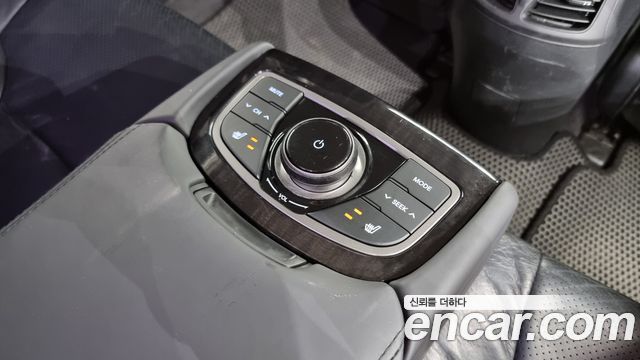 Hyundai Grandeur 2014 thumb 12