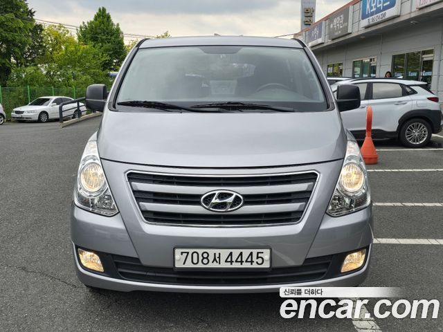 Hyundai Starex 2016 thumb 3
