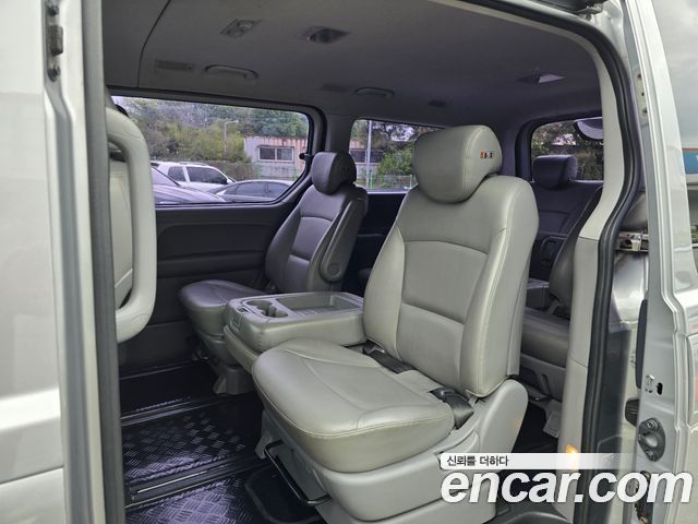 Hyundai Starex 2016 thumb 7