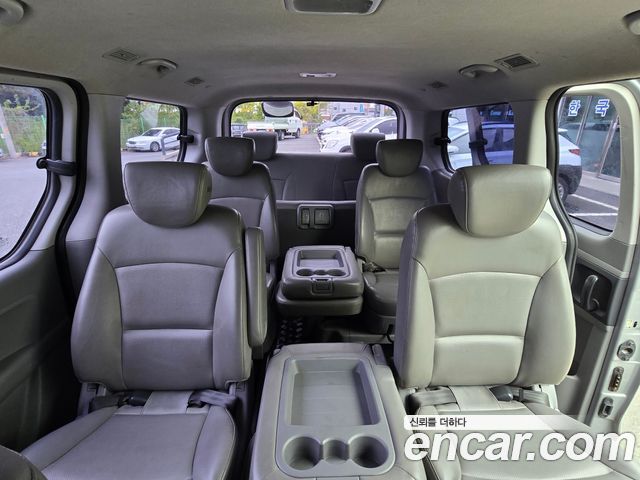 Hyundai Starex 2016 thumb 8