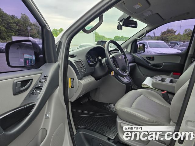 Hyundai Starex 2016 thumb 9