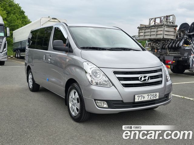 Hyundai Starex 2015 thumb 4