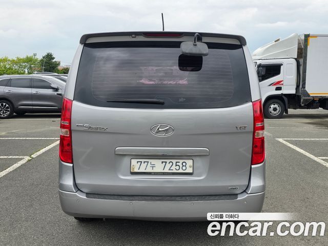 Hyundai Starex 2015 thumb 5
