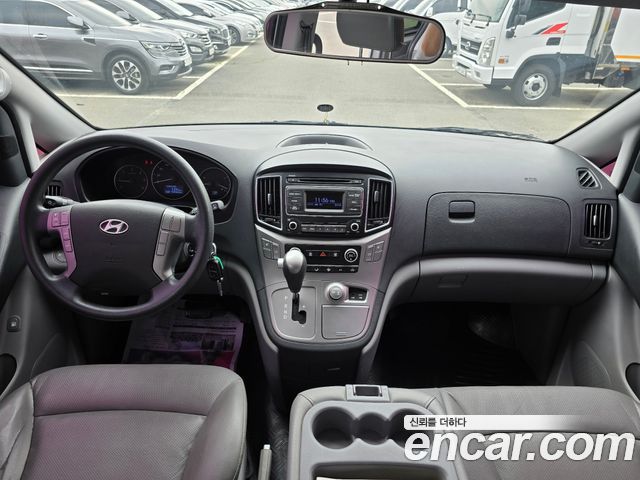 Hyundai Starex 2015 thumb 11