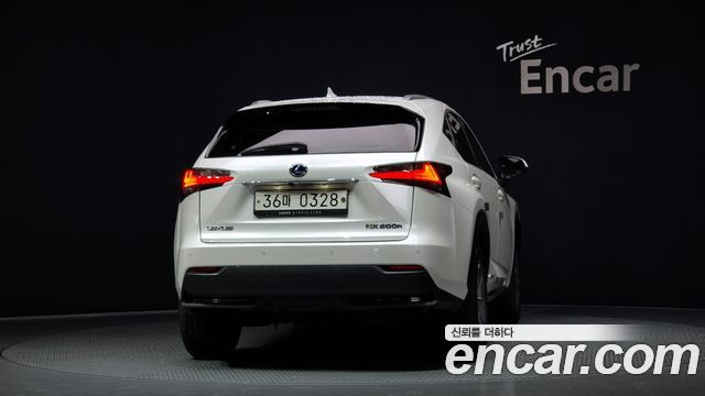 Lexus NX 2016 thumb 5