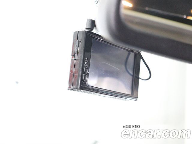 Chrysler 200 2015 thumb 9