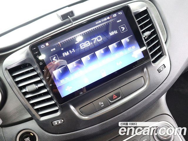 Chrysler 200 2015 thumb 10