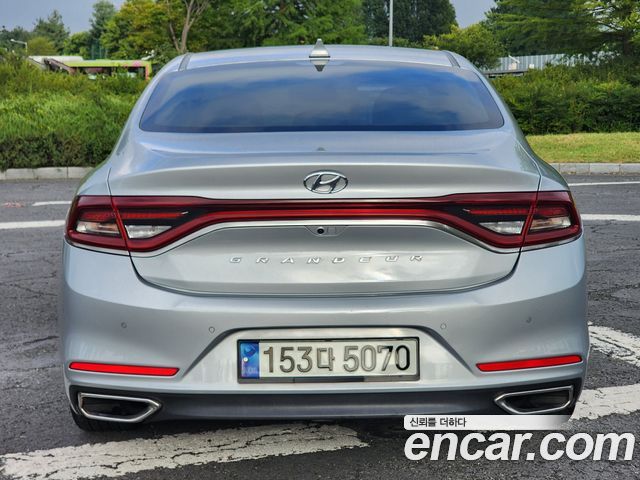 Hyundai Grandeur 2017 thumb 5