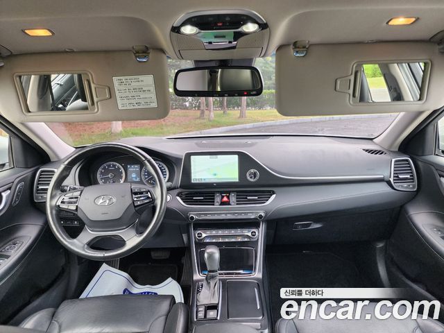 Hyundai Grandeur 2017 thumb 6