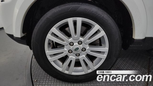 Land Rover Discovery 2012 thumb 6
