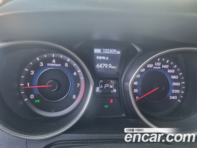 Hyundai Avante 2012 thumb 8
