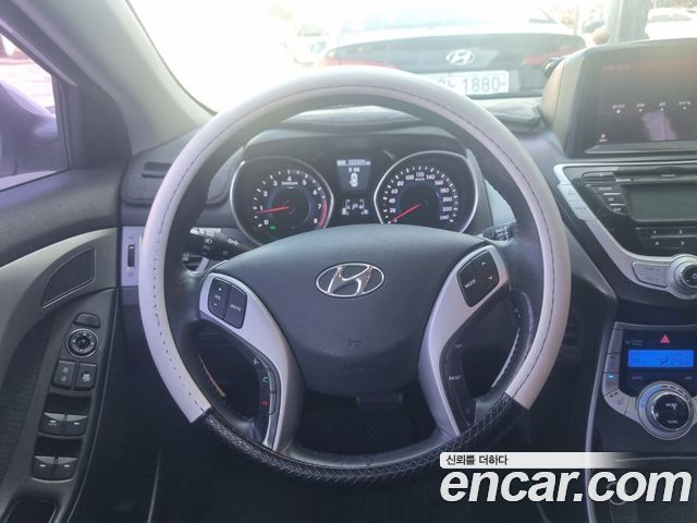 Hyundai Avante 2012 thumb 6