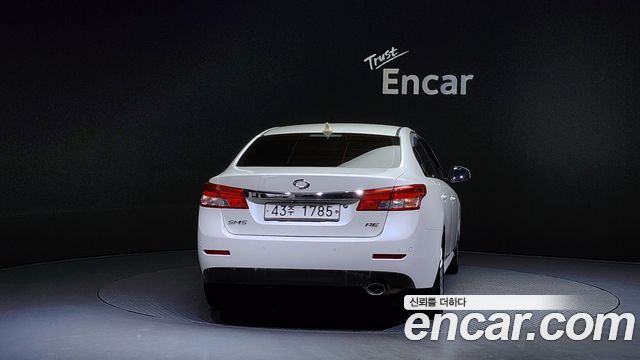 Renault Korea SM5 2013 thumb 5
