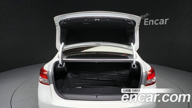 Renault Korea SM5 2013 thumb 12